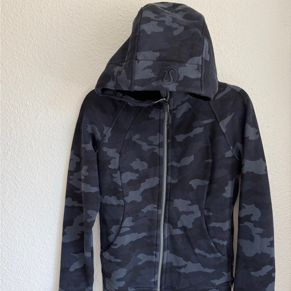 NWT Lululemon Scuba Hoodie *Light Cotton Fleece - Picture 3 of 9